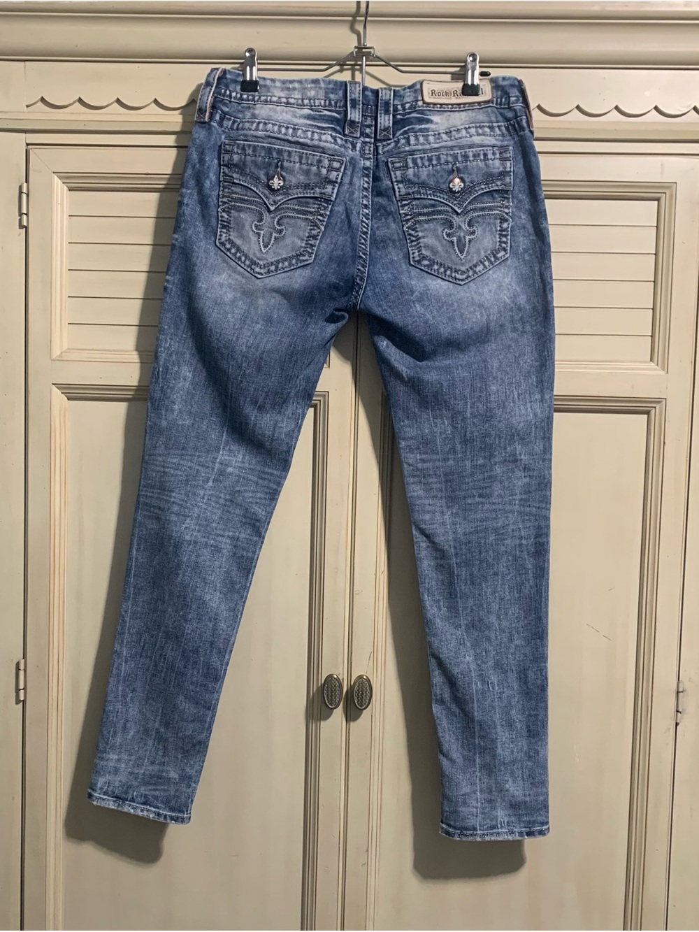 Women’s Rock Revival Alivia Skinny Jeans Size 31 X 30 Distressed Embroidered Y2K